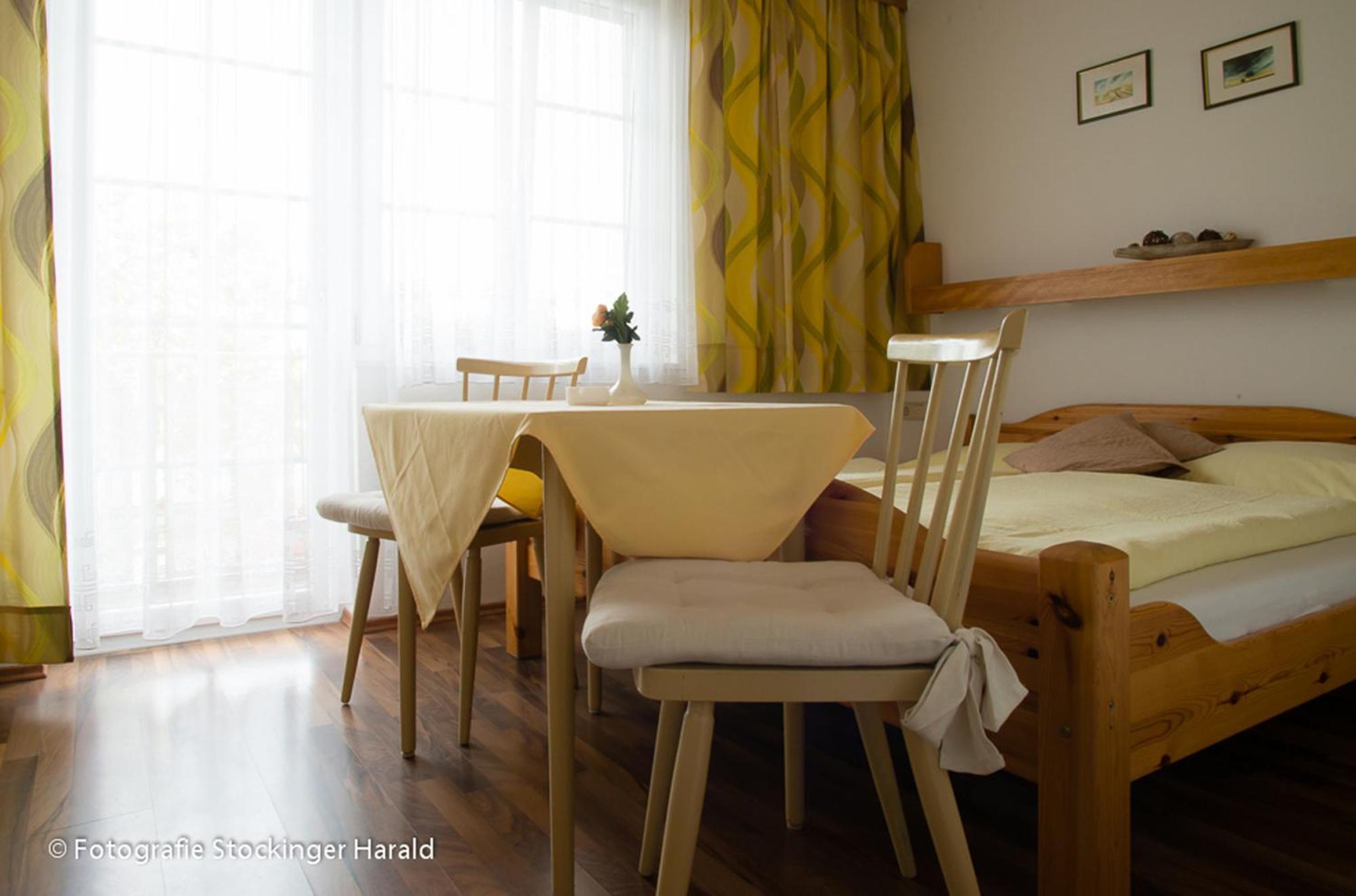 Gaestehaus Ringbauer โพเดอร์สดอร์ฟ อัม ซี ภายนอก รูปภาพ